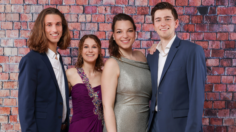 Menue Revue | Musical-Hits